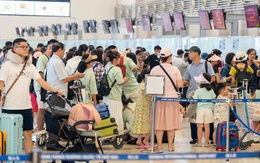 Gần 60 triệu lượt hành khách qua sân bay trong 6 tháng đầu năm Gần 60 triệu lượt hành khách qua sân bay trong 6 tháng đầu năm
