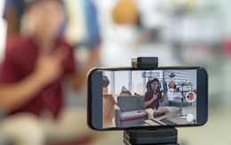 Livestream bán hạt óc chó, mật ong giả kiếm 2,5 tỷ đồng chỉ trong 7 tháng, dàn dựng video lấy lòng tin, cặp đôi 2 triệu người theo dõi bị toà án tuyên bố cái kết đắng Livestream bán hạt óc chó, mật ong giả kiếm 2,5 tỷ đồng chỉ trong 7 tháng, dàn dựng video lấy lòng tin, cặp đôi 2 triệu người theo dõi bị toà án tuyên bố cái kết đắng