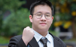 Thừa 10 điểm, nam sinh thành thủ khoa chuyên Toán 2 trường khó nhằn nhất Hà Nội Thừa 10 điểm, nam sinh thành thủ khoa chuyên Toán 2 trường khó nhằn nhất Hà Nội