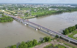 Người mua dồn về khu vực Long Hậu (Long An) để đón ''sóng” hạ tầng