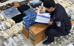 Phân tích 200.000 dữ liệu, cảnh sát triệt phá đường dây hàng giả xuyên biên giới quy mô 1.000 tỷ đồng, tịch thu hơn 95.000 món đồ nhái