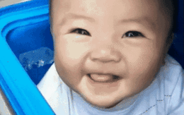 "Em bé shipper" chui trong thùng đựng đồ ăn, cùng bố đi ship hàng muôn nơi hiện tại ra sao?