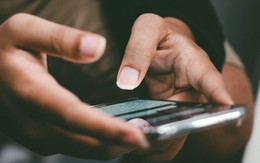 Công an cảnh báo các tin nhắn SMS, Zalo, Facebook có thể khiến người dân bị đánh cắp toàn bộ thông tin cá nhân và tiền trong tài khoản ngân hàng Công an cảnh báo các tin nhắn SMS, Zalo, Facebook có thể khiến người dân bị đánh cắp toàn bộ thông tin cá nhân và tiền trong tài khoản ngân hàng