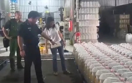 Phá đường dây "dầu thực vật giả", nhập lậu cực lớn trên toàn quốc, thu giữ hơn 1.000 tấn