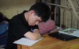 Câu chuyện của một sĩ tử "đặc biệt" mùa thi 2025