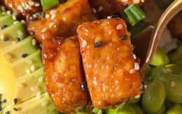 Tưởng sữa là “vua” canxi hóa ra vẫn thua 1 thực phẩm giá rẻ bán đầy chợ Việt: Ngừa nhiều loại ung thư