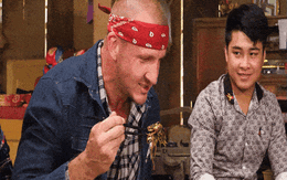 Khách Tây ăn thử "đặc sản nhảy tanh tách" của người Tây Bắc, nhận xét: Vị nó không hề giống vẻ bề ngoài!