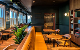 Chiến dịch chưa từng có của Starbucks: Sắp cải tạo 10.000 cửa hàng, biến mỗi không gian thành sảnh khách sạn, nỗ lực hồi sinh công ty