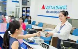 Cổ phiếu ngân hàng rục rịch 'chuyển nhà'