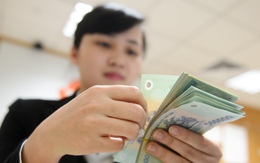 Từ 1/7, thanh toán tiền mặt có thể khiến bạn mất quyền lợi từ chính sách thuế, một thói quen cần thay đổi ngay! Từ 1/7, thanh toán tiền mặt có thể khiến bạn mất quyền lợi từ chính sách thuế, một thói quen cần thay đổi ngay!