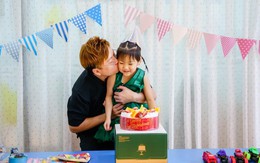 Nam nghệ sĩ ở nhà 130 m2, mất trí nhớ sau 2 lần mổ não, hôn nhân viên mãn với vợ kém 12 tuổi