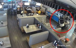 Robot ở hàng phở Việt trị giá 18.000 USD bất ngờ bị 'bắt cóc' ngay trước giờ mở cửa Robot ở hàng phở Việt trị giá 18.000 USD bất ngờ bị 'bắt cóc' ngay trước giờ mở cửa