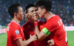 Bộ đôi nhà bầu Hiển lập công, tuyển Việt Nam thắng trận trước ngày lên đường sang Malaysia Bộ đôi nhà bầu Hiển lập công, tuyển Việt Nam thắng trận trước ngày lên đường sang Malaysia