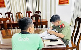 Tài xế Grab trả lại hơn 1,7 tỉ đồng tiền chuyển nhầm