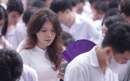 Thu nhập bất ngờ của 10 ngành học hot nhất hiện nay: Có nghề lương tới 130 triệu/tháng dù từng bị chê "khó sống"