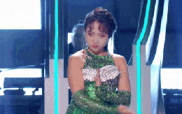 Phản ứng của Tô Hữu Bằng khi Phương Mỹ Chi múa võ