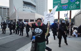 Mỹ truy quét người nhập cư trên diện rộng tại Los Angeles, bạo loạn bùng phát