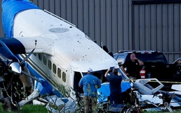 Mỹ: Máy bay chở 20 người bị rơi, gãy đuôi và cánh