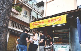 Khách Tây say mê thưởng thức rồi thốt lên: Đây có lẽ là món ăn sáng ngon nhất ở TP.HCM