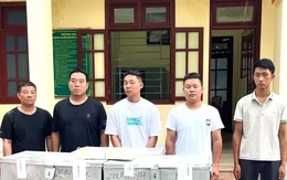 Triệt phá đường dây vận chuyển hơn 2,3 tạ bạc tinh khiết qua biên giới