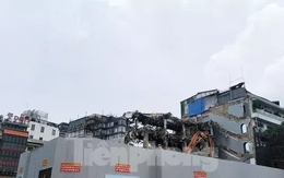 Hoàn thành phá dỡ tòa nhà Hàm cá mập trong 5 ngày tới