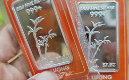 Giá vàng quá cao, nhiều người chọn bạc làm quà cưới, tân gia