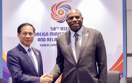 Ngoại trưởng Anh ủng hộ xây dựng trung tâm tài chính của Việt Nam Ngoại trưởng Anh ủng hộ xây dựng trung tâm tài chính của Việt Nam