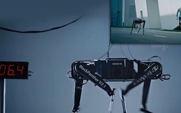 Chó robot của Trung Quốc chạy 100m chỉ mất 13 giây, vượt xa Boston Dynamics và thách thức kỷ lục thế giới! Chó robot của Trung Quốc chạy 100m chỉ mất 13 giây, vượt xa Boston Dynamics và thách thức kỷ lục thế giới!