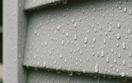 Đi ngược lại cả thế giới: Singapore phát triển sơn thấm nước, có thể tự "đổ mồ hôi" để làm mát, tiết kiệm tới 40% tiền điện điều hòa