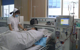 Một triệu người chết vì bệnh thận mỗi năm! Bác sĩ: Uống nước "cầm hơi" còn tốt hơn ăn nhiều 3 thứ này mùa hè