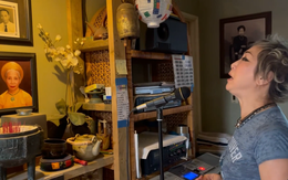 Danh ca nổi tiếng tuổi 73: Sống trong nhà vườn 2.230m2, bạn trai võ sư ở cách một dãy phố