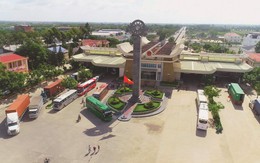 Tỉnh giàu top đầu Việt Nam muốn thu hút đầu tư casino, sân golf ở khu kinh tế cửa khẩu với Campuchia Tỉnh giàu top đầu Việt Nam muốn thu hút đầu tư casino, sân golf ở khu kinh tế cửa khẩu với Campuchia