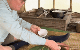 Khách Tây bất ngờ khi ăn bữa trưa kiểu miền núi, nhận xét: "Ở Mỹ chúng tôi không thể làm thế này"