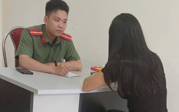 Nhận cuộc gọi từ hai số điện thoại 024.7775.8450 và 024.7776.5423, người phụ nữ bị nghi liên quan đến "chuyên án" mở tài khoản VietinBank