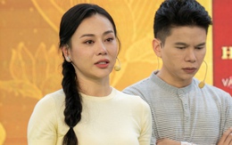 Bà xã shark Bình - diễn viên Phương Oanh bật khóc kể về biến cố năm 15 tuổi