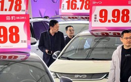 “Tôi chạy xe điện vì nghèo”: Chỉ 1 câu nói đã lý giải vì sao Trung Quốc đi trước nhân loại những 10 năm