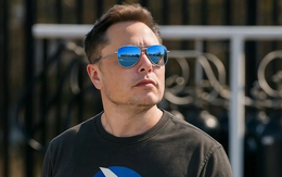 Tỷ phú Elon Musk cũng tham gia vào bê bối ngoại tình toàn cầu của CEO Astronomer, để lại một bình luận gây xôn xao dư luận