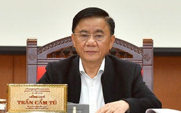 Bộ Chính trị yêu cầu kiện toàn bí thư, chủ tịch xã còn thiếu trước 25/7