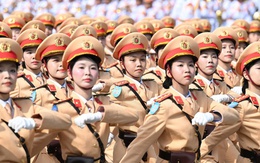 9 khối nữ chiến sĩ Công an, Quân đội tổng hợp luyện cho ngày 2/9: Vượt nắng hè, rèn ý chí, vững bước chân