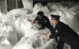 Kiểm tra đột xuất 4 xe tải, hải quan thu giữ 116 tấn nông sản lậu, bắt giữ nhóm đối tượng trốn thuế hơn 752 triệu đồng