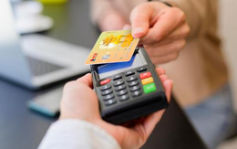 Người dùng ngân hàng chú ý: Một loại thẻ có dải băng từ vẫn có thể tiếp tục sử dụng