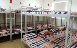 Đã chuyển khoản 1 tỷ đồng mua 300 giường tầng cho trường học nhưng trường quyết không nhận, người đàn ông Hà Nội báo công an Đã chuyển khoản 1 tỷ đồng mua 300 giường tầng cho trường học nhưng trường quyết không nhận, người đàn ông Hà Nội báo công an