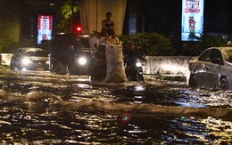 Những hình ảnh ban đầu cho thấy sức tàn phá của bão Wipha: Gió giật lên tới 125km/h, nhiều cảnh báo khẩn đã được đưa ra
