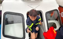 Lời kể của những người sống sót sau vụ lật tàu ở vịnh Hạ Long