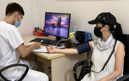 Nữ nghệ sĩ Việt mắc bệnh hiểm nghèo xin bác sĩ 3 ngày suy nghĩ, chấp nhận uống 1 loại thuốc để làm 1 việc