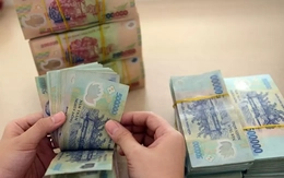 Tín dụng 'nở rộ' vào bất động sản