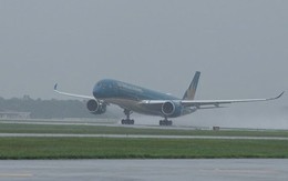 Bão số 3 (Wipha): Hàng không họp khẩn, tạm "đóng cửa" hai sân bay