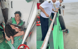 Người đàn ông may mắn được tàu cứu sống sau hơn 6 tiếng trôi lênh đênh trên biển: Phút sinh tử của ngư dân may mắn Người đàn ông may mắn được tàu cứu sống sau hơn 6 tiếng trôi lênh đênh trên biển: Phút sinh tử của ngư dân may mắn