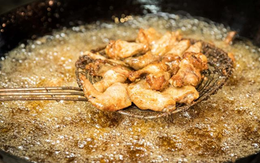 Ngày càng có nhiều bệnh nhân ung thư: Có 3 thói quen nấu nướng cần phải thay đổi ngay, đừng chủ quan