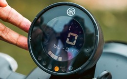 Xe Yamaha khách Việt mê mệt có bản mới: Màu sắc cực đẹp, loại bỏ đồng hồ cơ, thêm công nghệ phanh an toàn